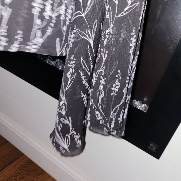 Zara Blouse - Picture 5 of 10